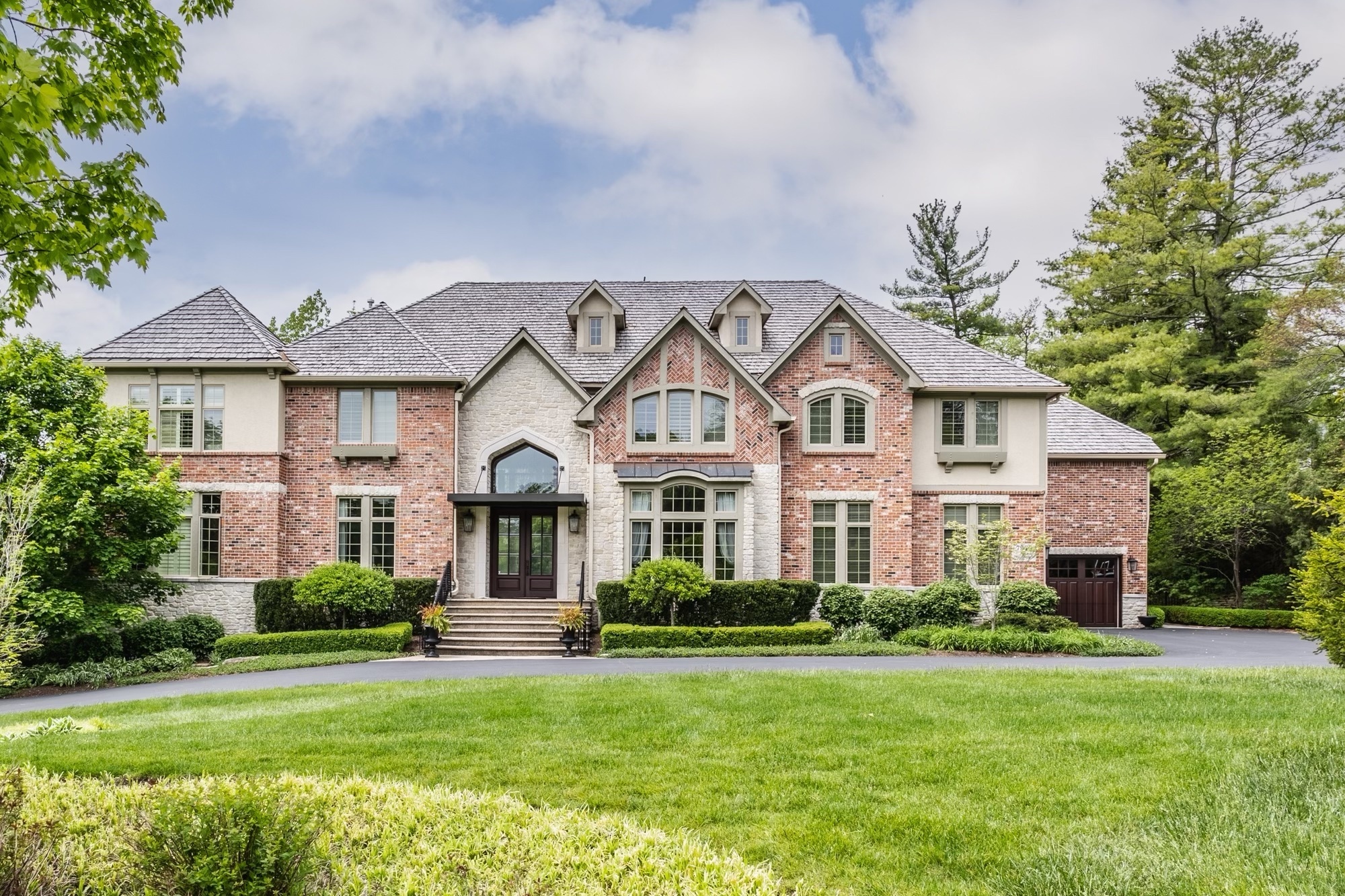 7960 N Pennsylvania Street Indianapolis IN 46240