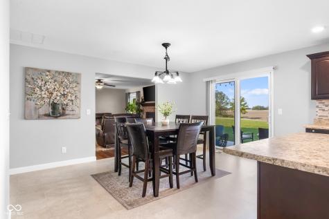 11005 N County Road 425 E Hope IN 47246