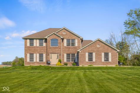 11005 N County Road 425 E Hope IN 47246
