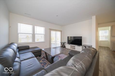 1240 Patens Drive Greenwood IN 46143