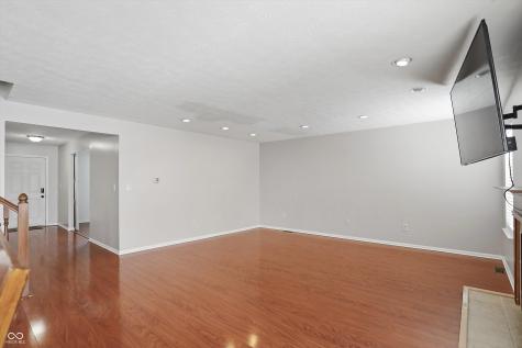 5012 Birmingham Drive Indianapolis IN 46235