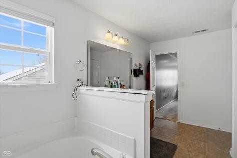 5012 Birmingham Drive Indianapolis IN 46235