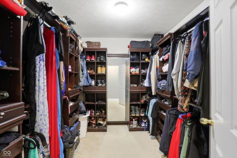 5012 Birmingham Drive Indianapolis IN 46235