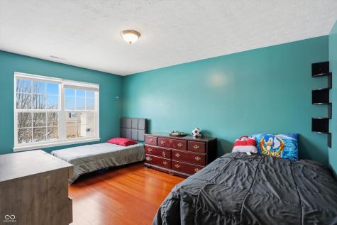 5012 Birmingham Drive Indianapolis IN 46235