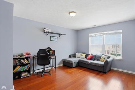 5012 Birmingham Drive Indianapolis IN 46235