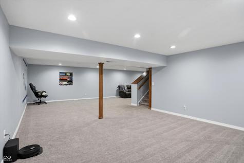 5012 Birmingham Drive Indianapolis IN 46235