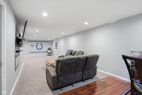 5012 Birmingham Drive Indianapolis IN 46235