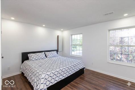 18969 Wimbley Way Noblesville IN 46060