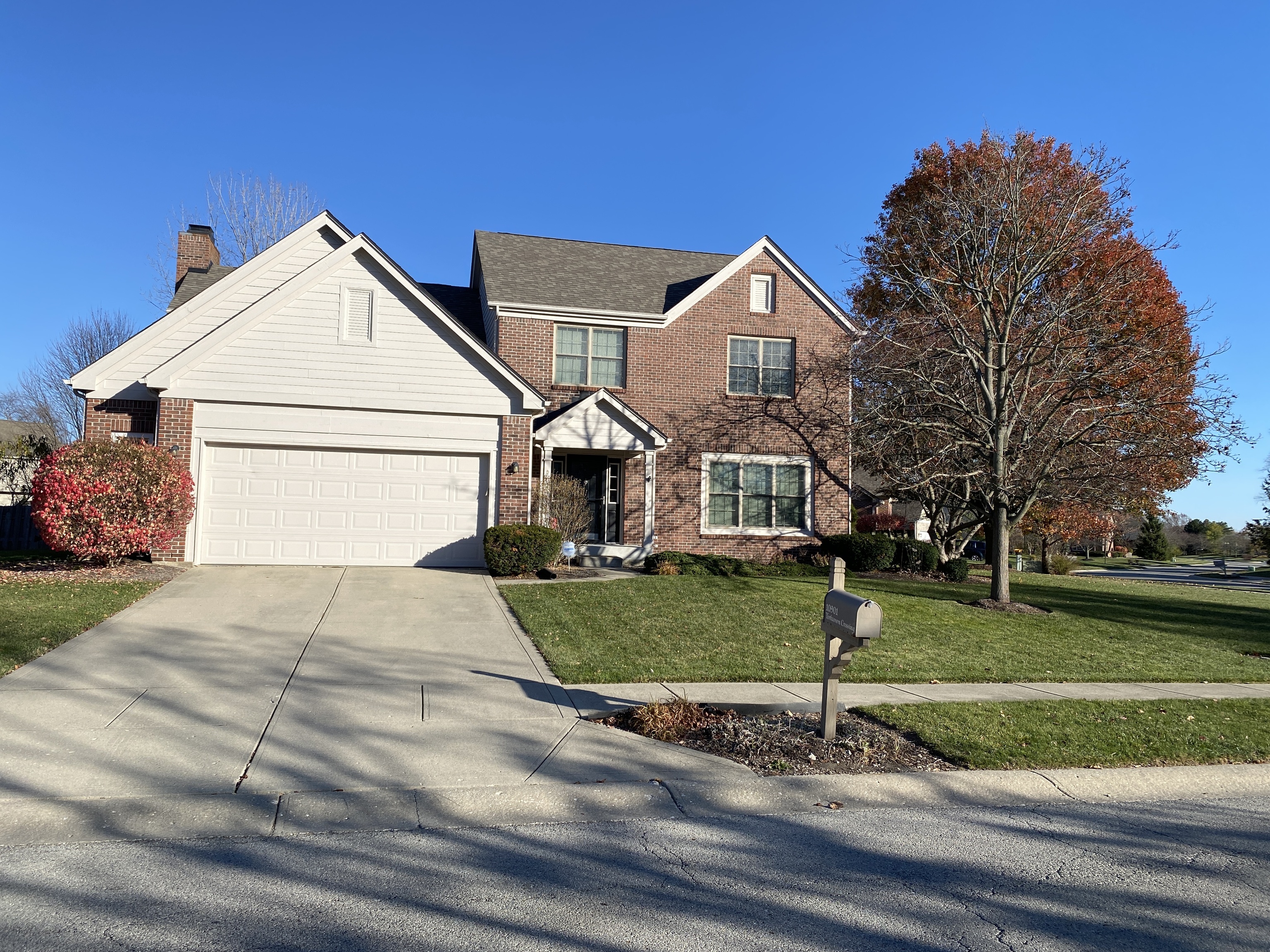 10901 Yorktown Crossing Carmel IN 46032