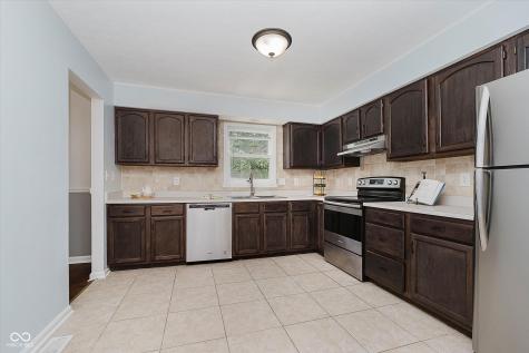 9363 Hadway Drive Indianapolis IN 46256