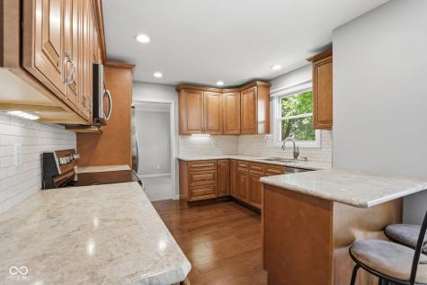 143 Hollowview Drive Noblesville IN 46060