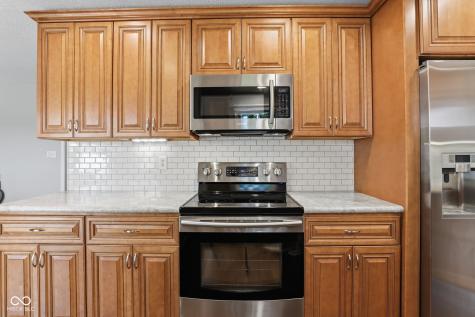 143 Hollowview Drive Noblesville IN 46060