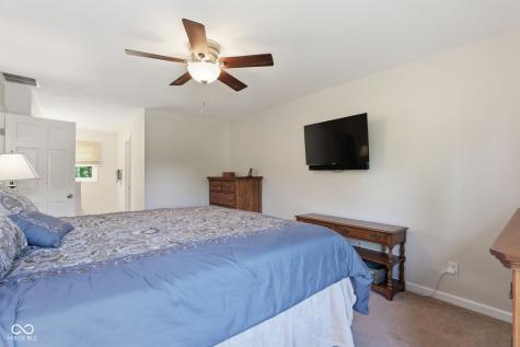 143 Hollowview Drive Noblesville IN 46060