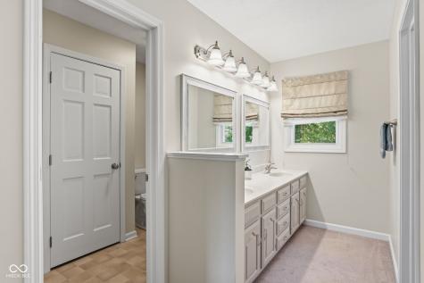 143 Hollowview Drive Noblesville IN 46060