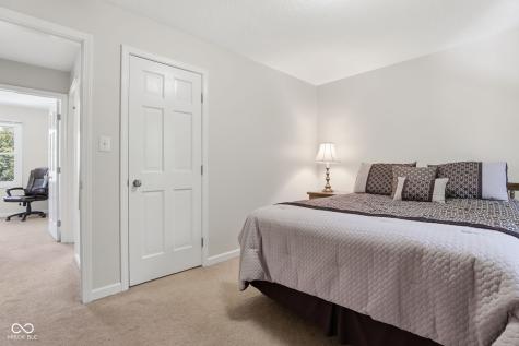 143 Hollowview Drive Noblesville IN 46060