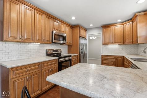 143 Hollowview Drive Noblesville IN 46060