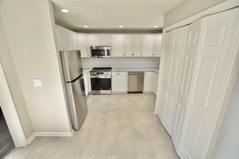 5325 East Hill Drive Indianapolis IN 46226