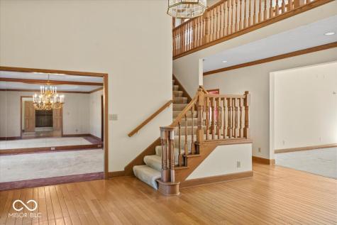 5049 Deer Ridge Drive S Carmel IN 46033