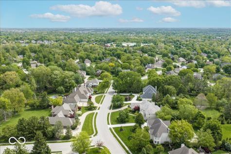 5049 Deer Ridge Drive S Carmel IN 46033