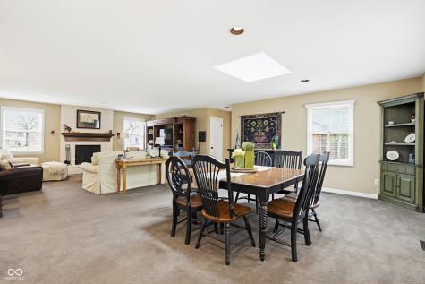 695 W 77th Street South Drive Indianapolis IN 46260