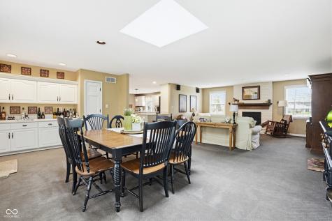 695 W 77th Street South Drive Indianapolis IN 46260
