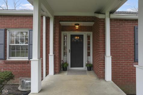 695 W 77th Street South Drive Indianapolis IN 46260