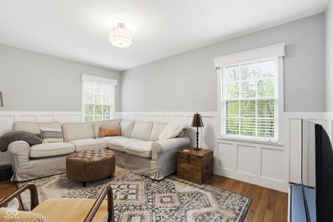 695 W 77th Street South Drive Indianapolis IN 46260