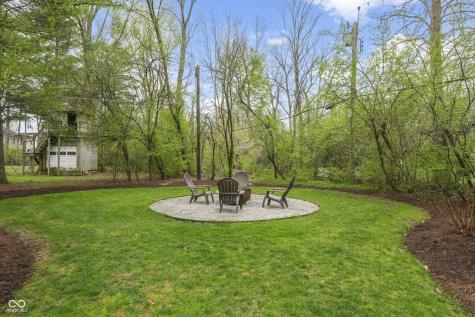 695 W 77th Street South Drive Indianapolis IN 46260