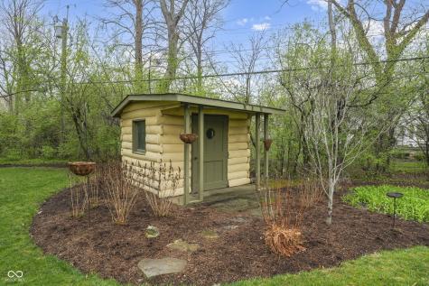 695 W 77th Street South Drive Indianapolis IN 46260