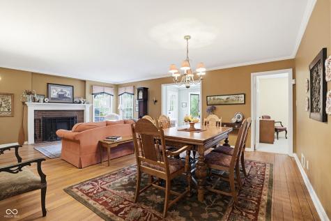 695 W 77th Street South Drive Indianapolis IN 46260
