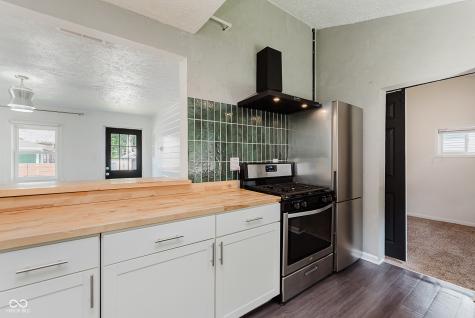 831 Laurel Street Indianapolis IN 46203