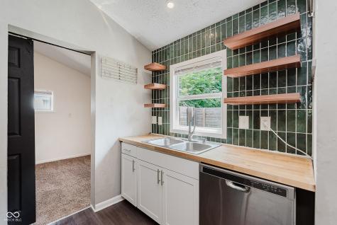 831 Laurel Street Indianapolis IN 46203
