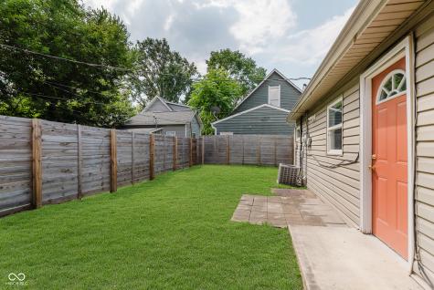 831 Laurel Street Indianapolis IN 46203