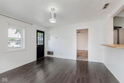 831 Laurel Street Indianapolis IN 46203