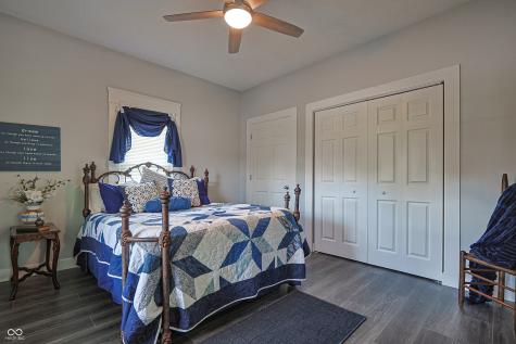 329 E Laurel Street Seymour IN 47274