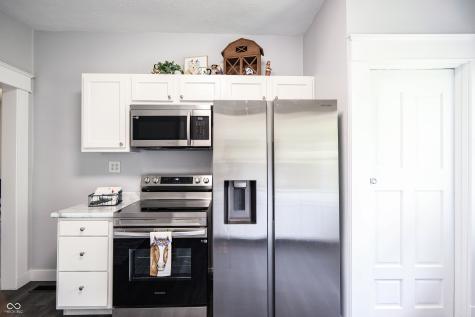 329 E Laurel Street Seymour IN 47274