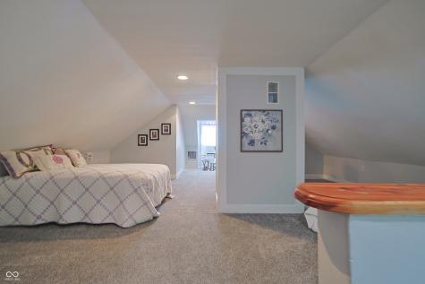 329 E Laurel Street Seymour IN 47274