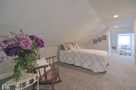 329 E Laurel Street Seymour IN 47274