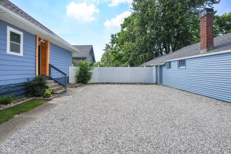 329 E Laurel Street Seymour IN 47274