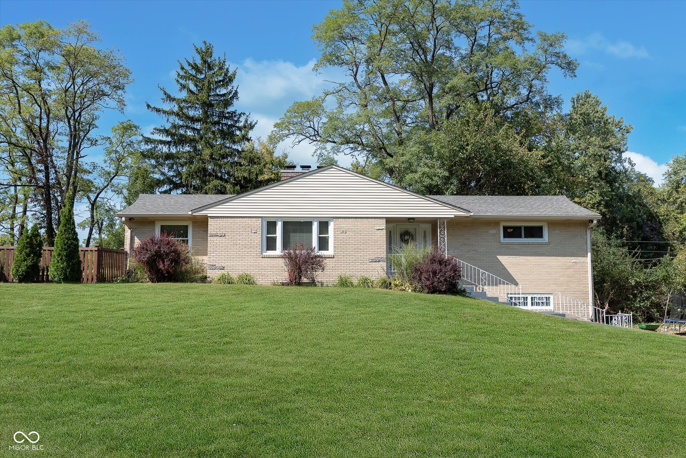 3740 Cheviot Place Indianapolis IN 46205