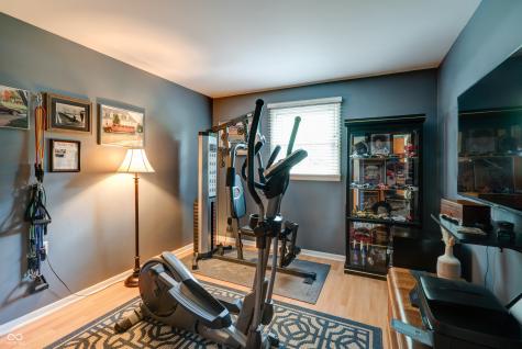 6728 Chapel Hill Road Indianapolis IN 46214