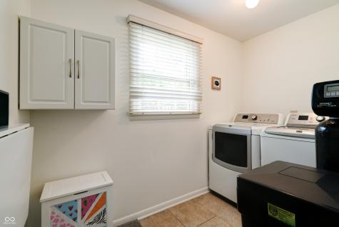 6728 Chapel Hill Road Indianapolis IN 46214