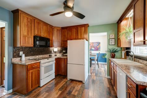 6728 Chapel Hill Road Indianapolis IN 46214