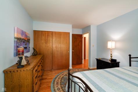 6728 Chapel Hill Road Indianapolis IN 46214