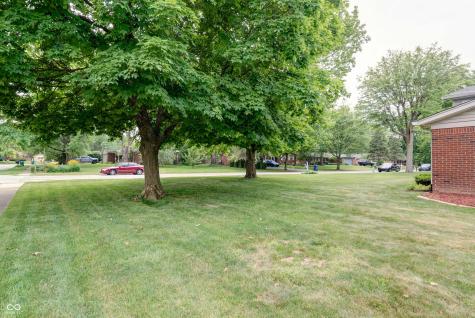 6728 Chapel Hill Road Indianapolis IN 46214