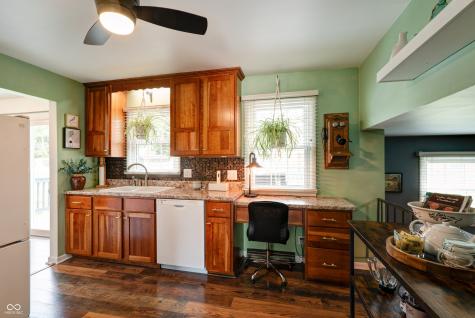 6728 Chapel Hill Road Indianapolis IN 46214