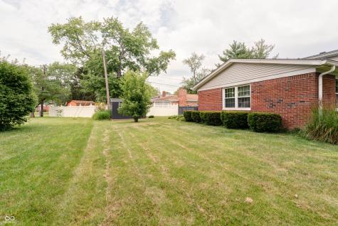 6728 Chapel Hill Road Indianapolis IN 46214
