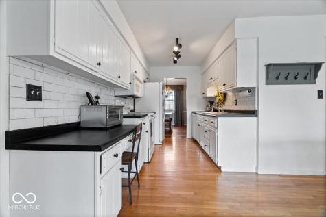 7905 Scarborough Boulevard South Drive Indianapolis IN 46256