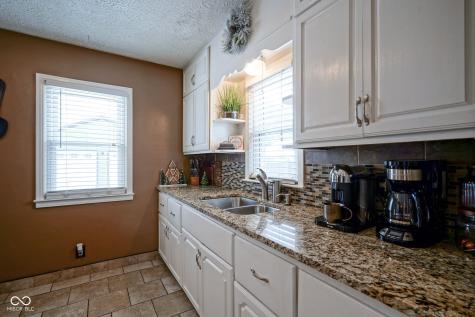 5029 Hillside Avenue Indianapolis IN 46205