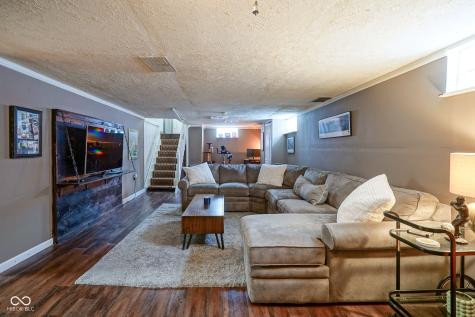5029 Hillside Avenue Indianapolis IN 46205